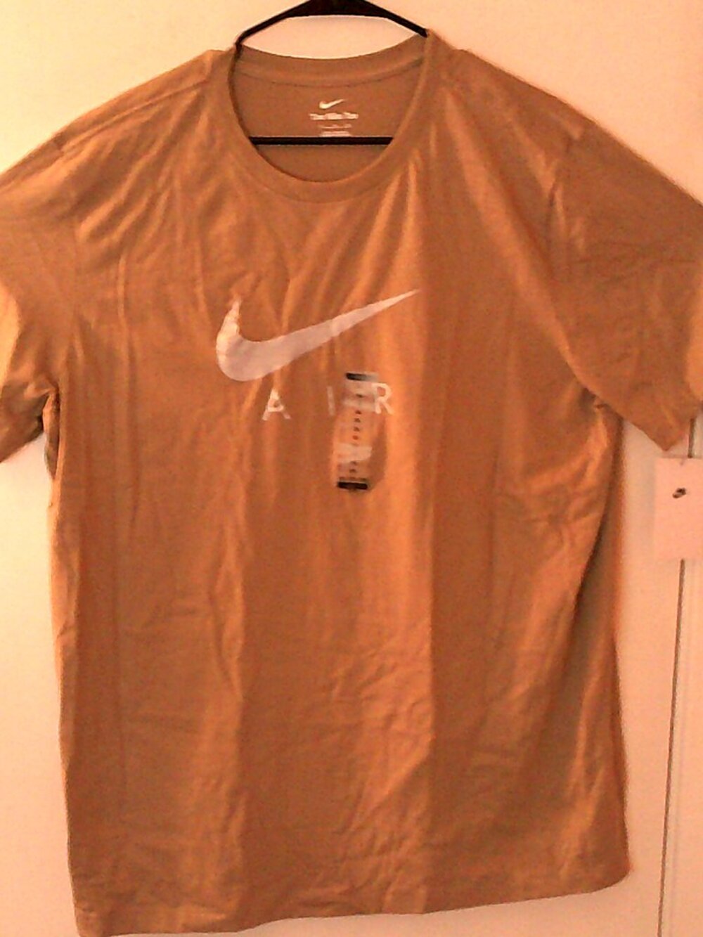 NEW NIKE SPORTSWEAR "Nike Air Metallic Tee" MEN'S KHAKI T-SHIRT XL BV0626-247